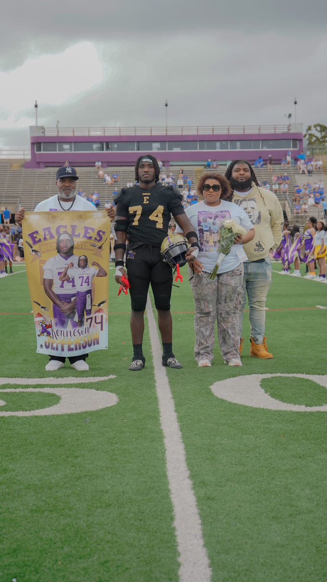 ken2litty01's tweet image. 3019 4l #CSB Thankful for everything