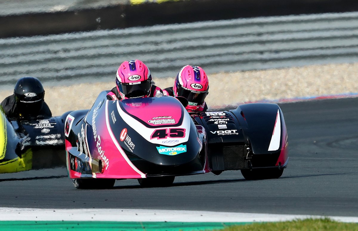 Coup d’éclat du week-end #38
#KevinRousseau est le lauréat du week-end.
➡️urls.fr/sE1fLg
#ffmoto