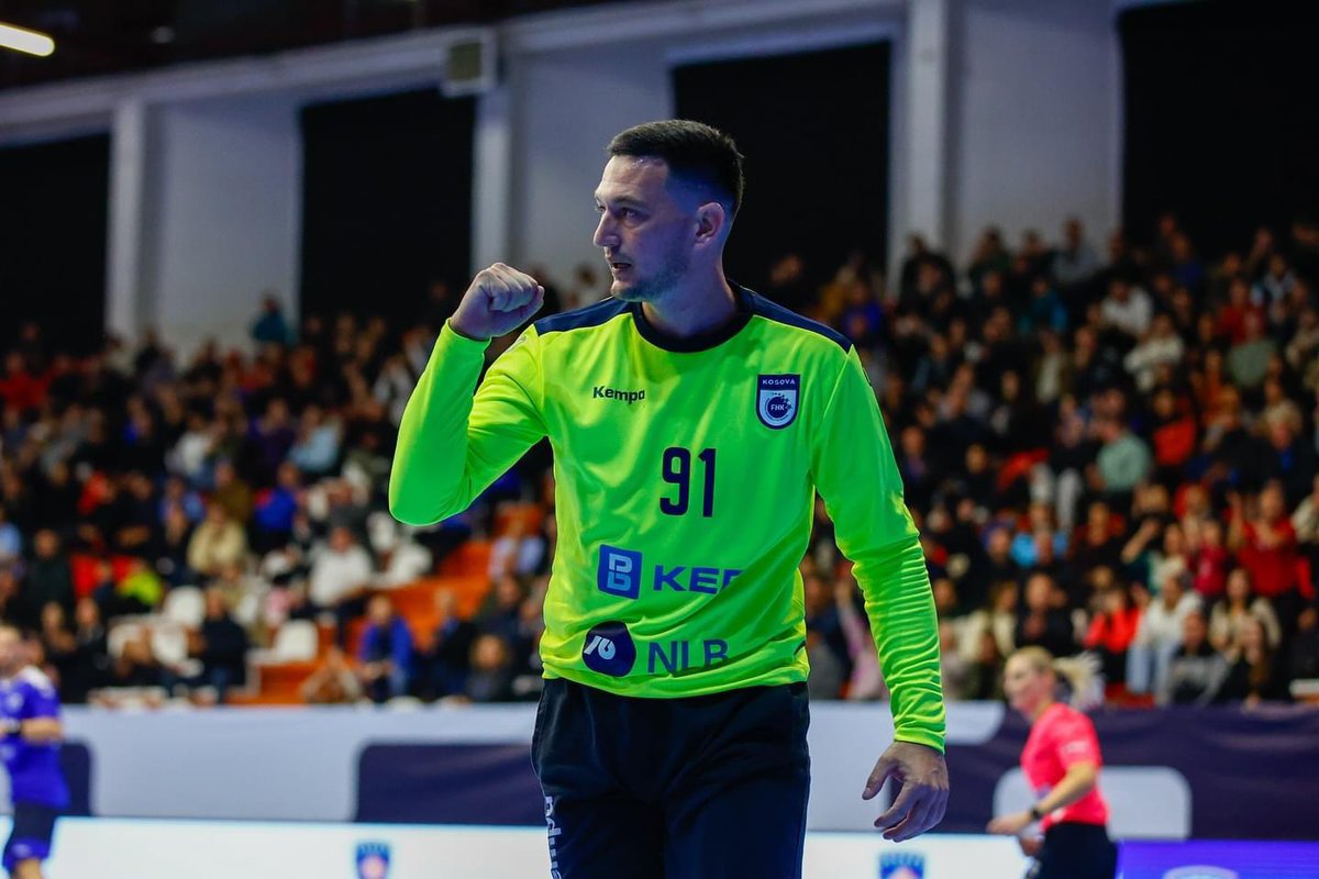 FHK_Zyrtare's tweet photo. Barazim me shije të fitores ndaj favorites së grupit.
Na mungon fati në fund për fitore madhështore.
Jemi krenarë me paraqitjen dhe luftën e djemve tanë.
@EHFEURO #Koshandball https://t.co/DPYCgHOhFn