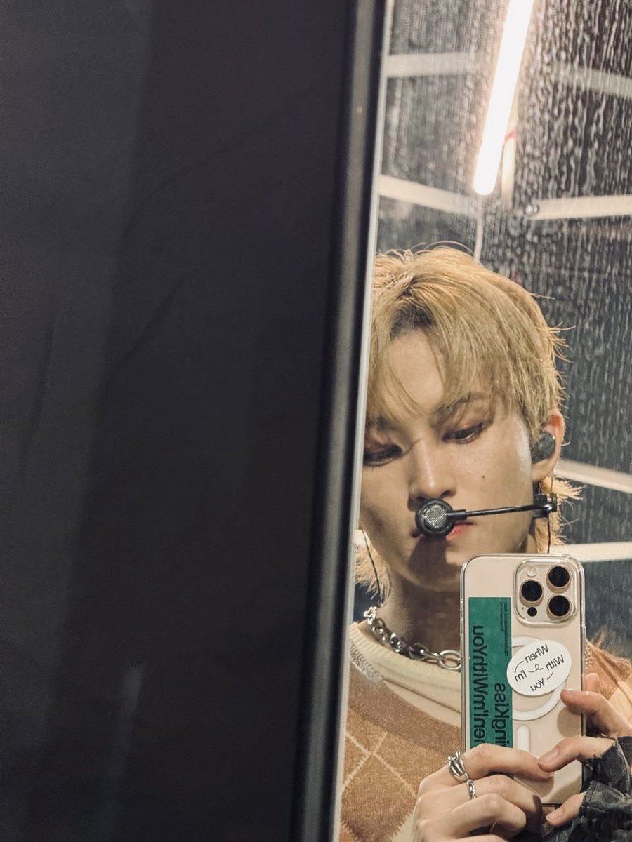 LOOKSMKL's tweet photo. 🐯💭 https://t.co/TltvuG0bYI