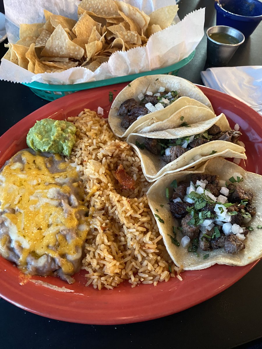 SuzieQuackers2's tweet image. Wifey " If you gonna go huntin all the time, your takin me to Supper" Me "Uh Ok" #GoodTrade 👇👇👇👇