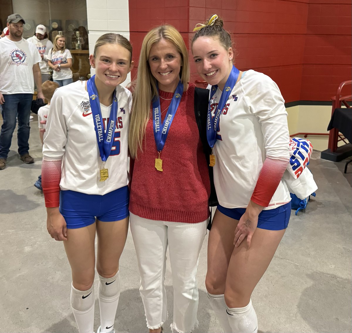 Two of the best to wear the <a href="/WeBoVolleyball_/">WeBo Volleyball</a> uniform. <a href="/janie_ransom/">Janie Ransom</a> and <a href="/DurbinRaegan/">Raegan Durbin</a> leave with 99 wins and an <a href="/IHSAA1/">IHSAA</a> State Title.