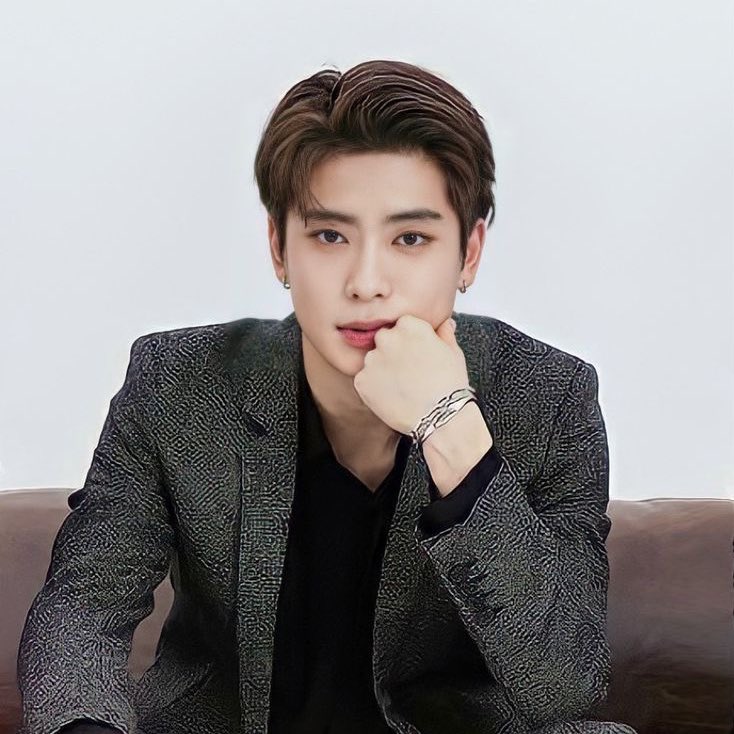 ppfzar's tweet photo. อิโมจิใหม่อันนี้เหมือนแจยอนเลยอะ555555555555555 https://t.co/HmgwZPsB9c