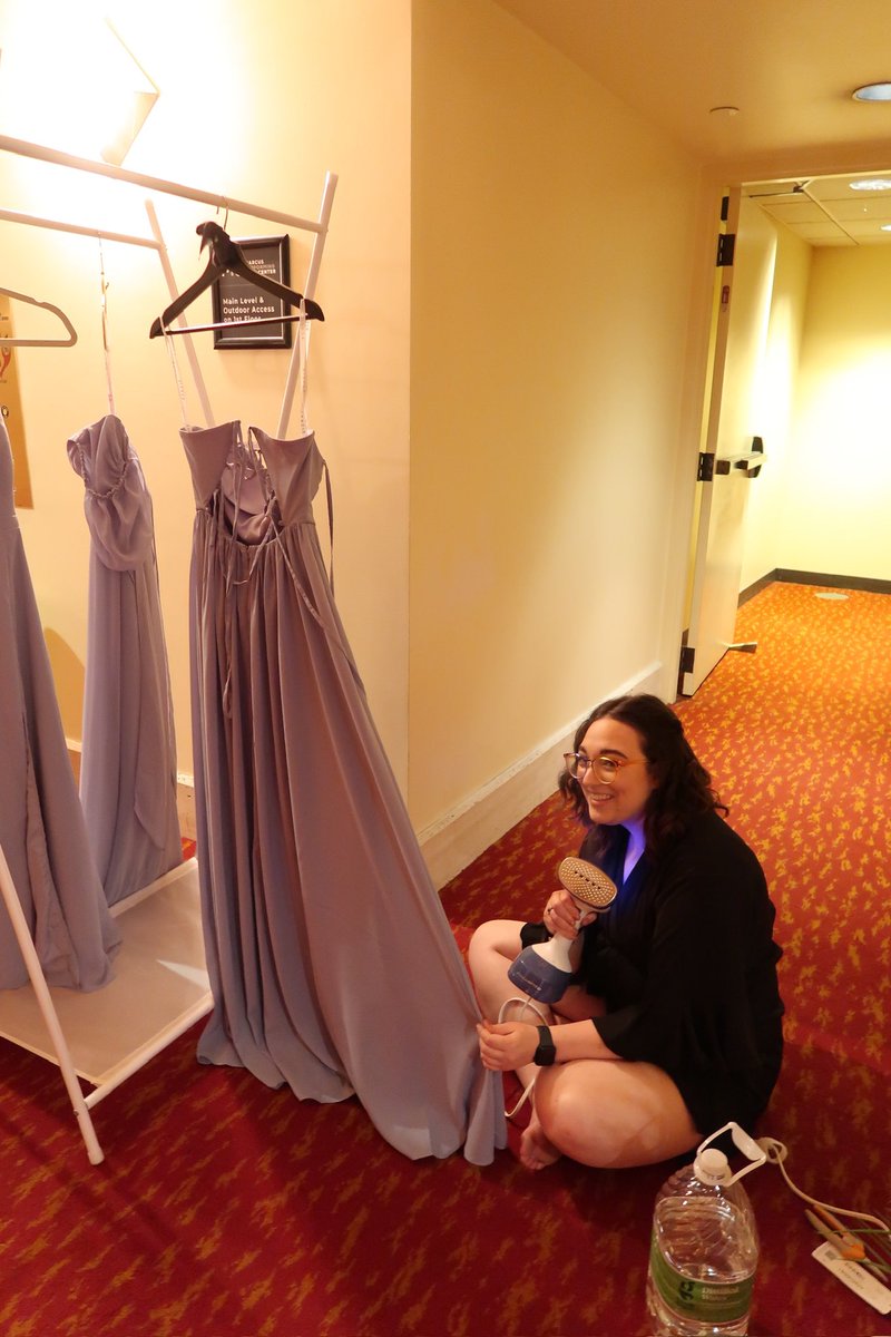 Melbel913's tweet photo. Just got a bunch of pics from my bestie’s wedding this summer and I’ve been called out 😂😂 (yes I am steaming all the bridesmaid dresses alone in a hallway mind your business) https://t.co/NCq0E7GRRG