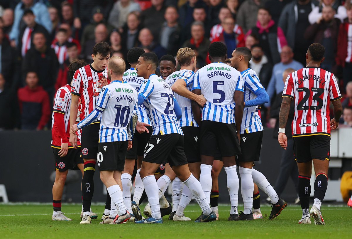 Good day today! Great atmosphere as always &amp; a good fight ⚔️