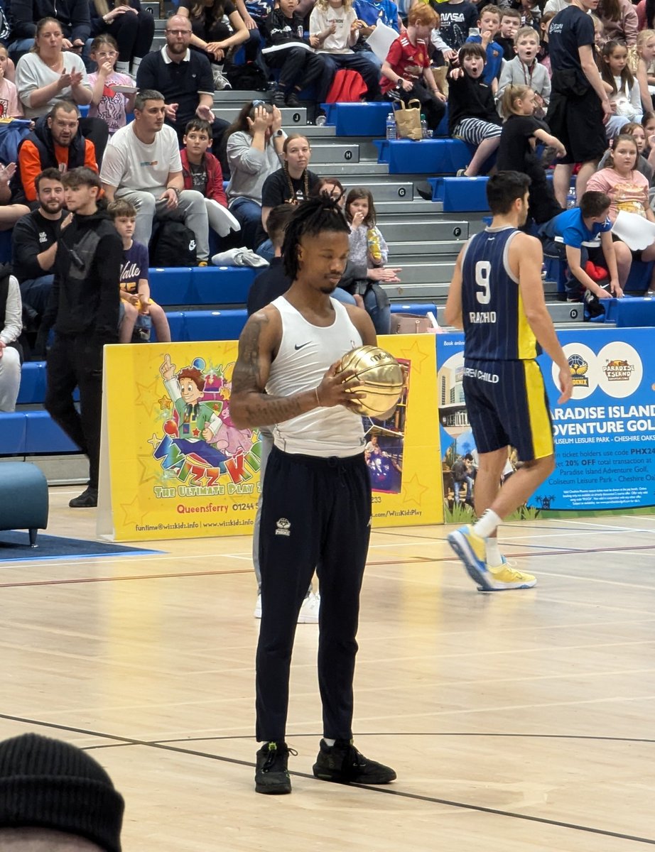 biggreenjelly's tweet photo. What a game tonight! Down 15 early in the 1st and 10 at the half to come back and win it at the buzzer. I bloody love this game. #SuperLeagueBasketball https://t.co/KiFqUquPmJ