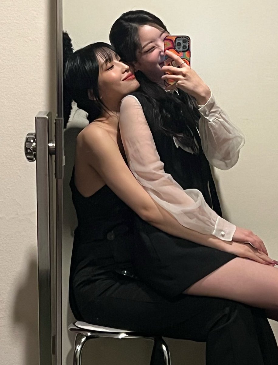 laylaylay0101's tweet photo. 🤤 https://t.co/N5ZEjUHZ3A