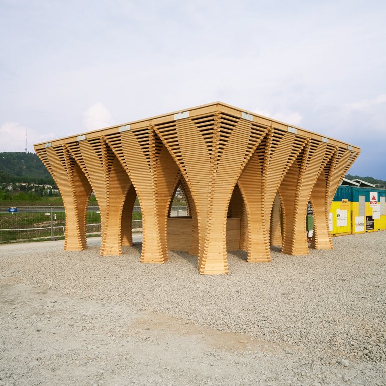 parametricarch's tweet image. Robots And Wood: A Match Made In Manufacturing Heaven.

parametric-architecture.com/robots-and-woo…