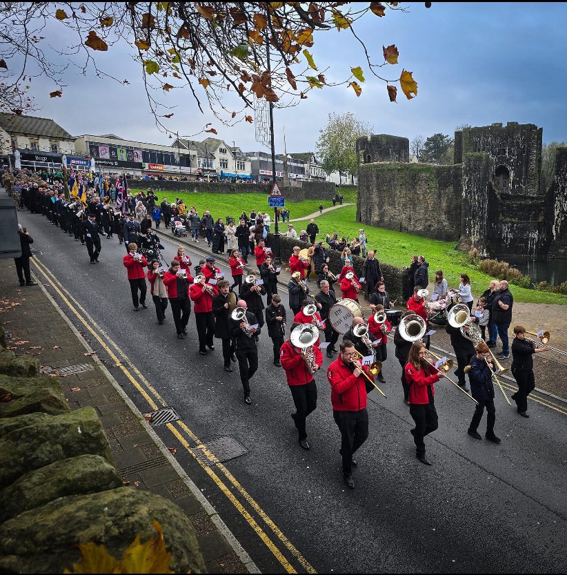 expressiveartsb's tweet photo. So proud to see a few of our Bedwas high school music students marching through Caerphilly for today’s Remembrance Service. https://t.co/Xw0KvOF3XI