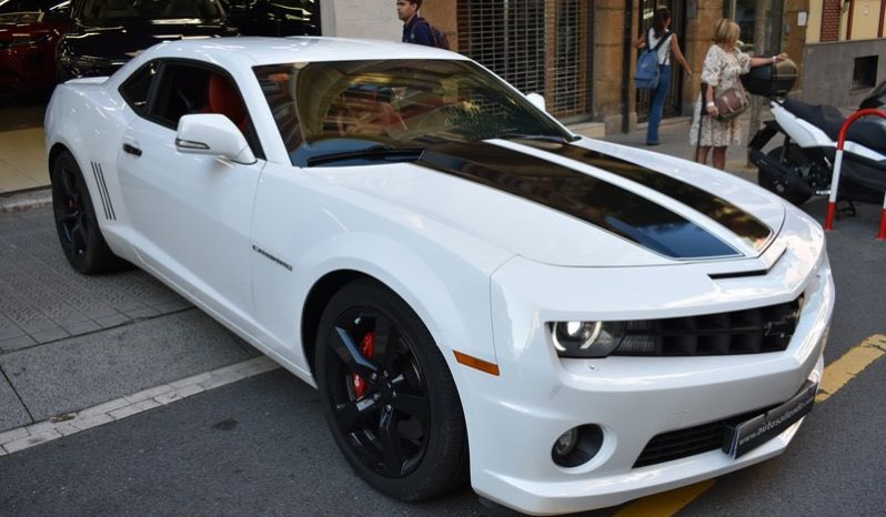 Hailie153's tweet photo. *Mi papá sabe que me gustan los autos*
“Paa mira aquel Mustang” 
El Mustang😂: https://t.co/7Q9x03cBeP
