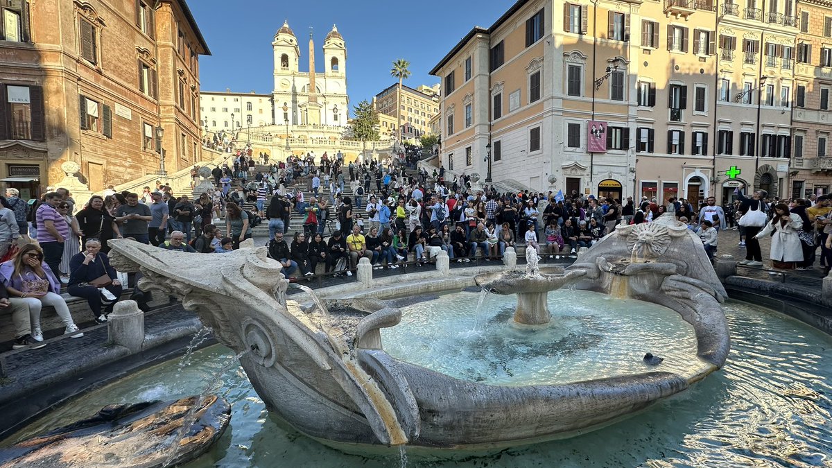 razvaniftene✖️ tweet media