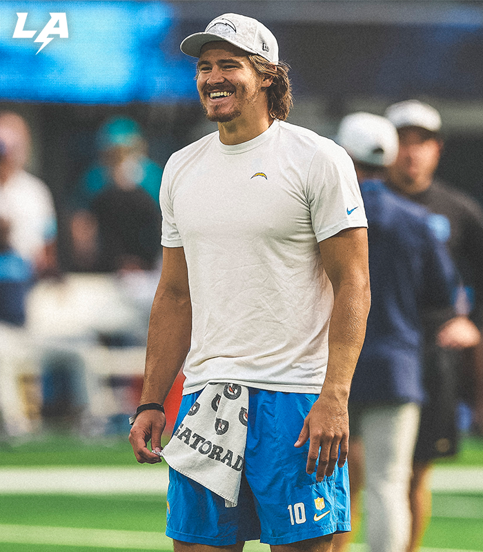 chargers's tweet photo. :) https://t.co/5xfNVmkjzI