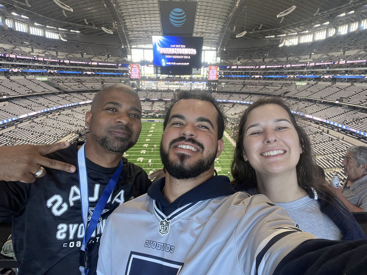 JordanLJackson's tweet photo. #cowboysnation !!!!! https://t.co/Qw9Nfz6bJm
