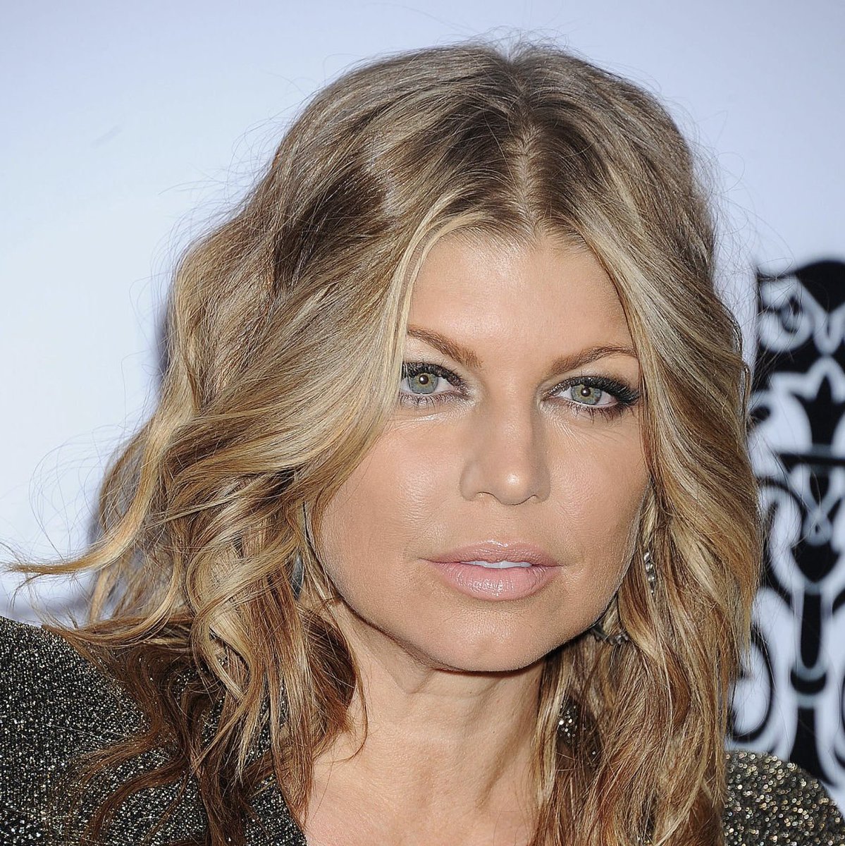 iheartfergie's tweet photo. #Fergie at the 7th annual #Peapod benefit concert at the #MusicBoxTheatre on February 10, 2011 in #Hollywood, #California. https://t.co/Bf2NfkOGeP