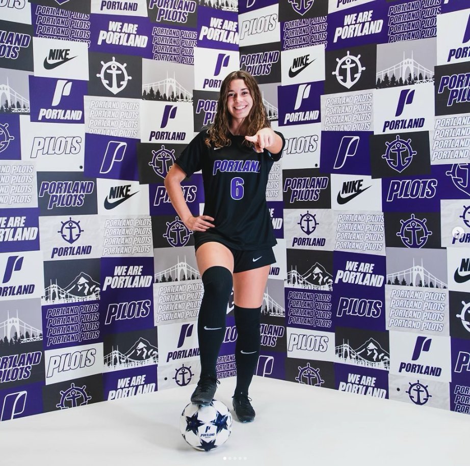 Giovanna Hansen tweet media