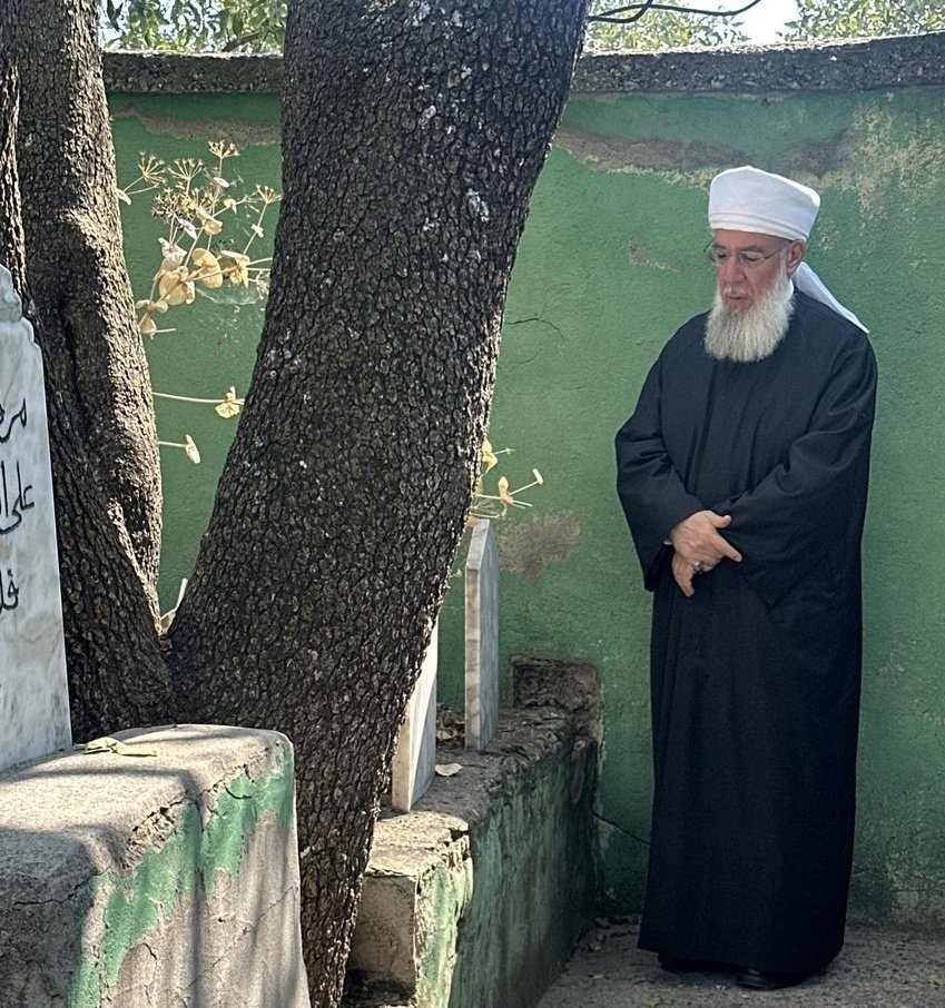 avukatkaradag's tweet photo. AVUCUNDA ATEŞ TUTAN ADAM
“İnsanların üzerine öyle bir zaman gelecek ki, dininin gereklerini yerine getirme konusunda sabırlı/dirençli davranıp Müslümanca yaşayan kimse, avucunda ateş tutan kimse gibi olacaktır.”
 (Tirmizî, Fiten,73) https://t.co/zGMT9aalv7