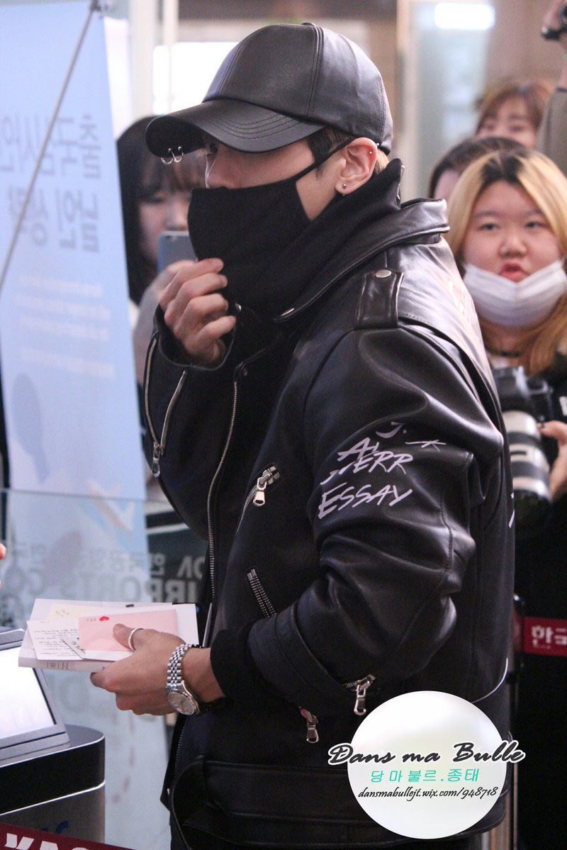 jjong also read her 🥹 I’ve been meaning to pick up one of her novels once I finish all the other books in my pile haha