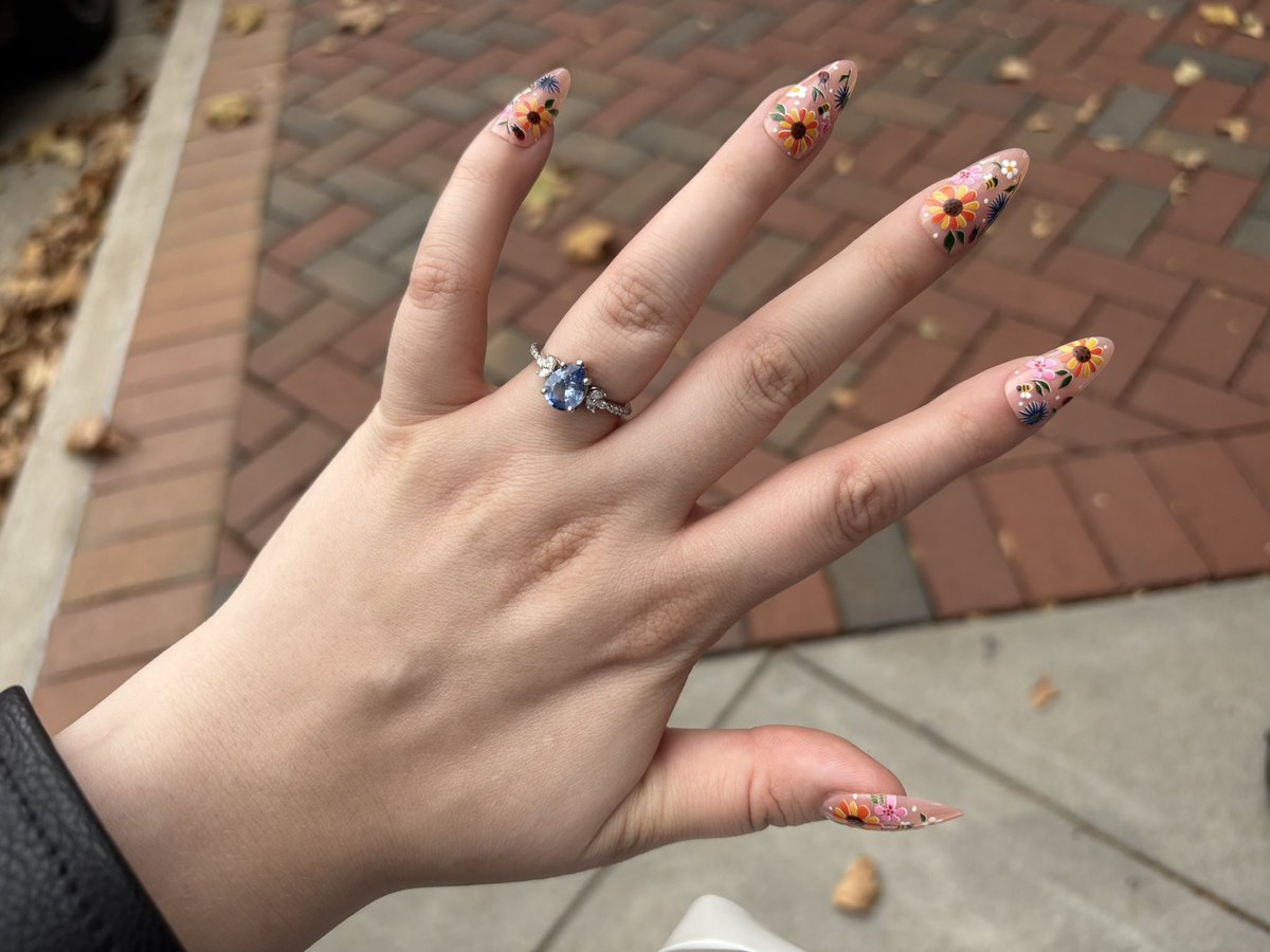 ✨ 𝓜𝓸𝓾𝓼𝓮𝔂 ✨ ᴇɴᴠᴛᴜʙᴇʀ tweet media