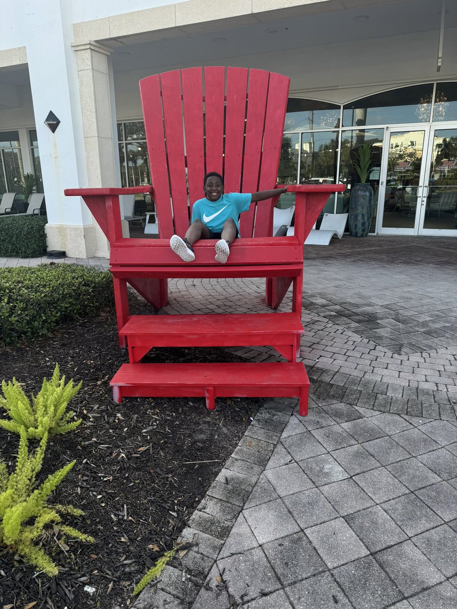 mnardini99's tweet photo. Happy Birthday to my 10 year old wonderful and adorable son. May you stay young forever!!! Love you! https://t.co/d6BMdT6Wvv