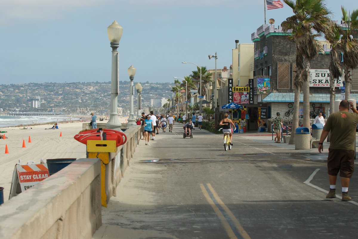 HandlerySD's tweet photo. What a gorgeous sunny day in San Diego! Mission Beach is absolutely the place to be to soak up all this good weather. Grab your sunscreen, feel the warm sand between your toes, and enjoy the cheerful vibe all around. Whether you're diving into the waves or just chilling with friends, it’s a great day to make some fantastic memories!
#sundayfunday #sunday #missionbeach #beach #boardwalk