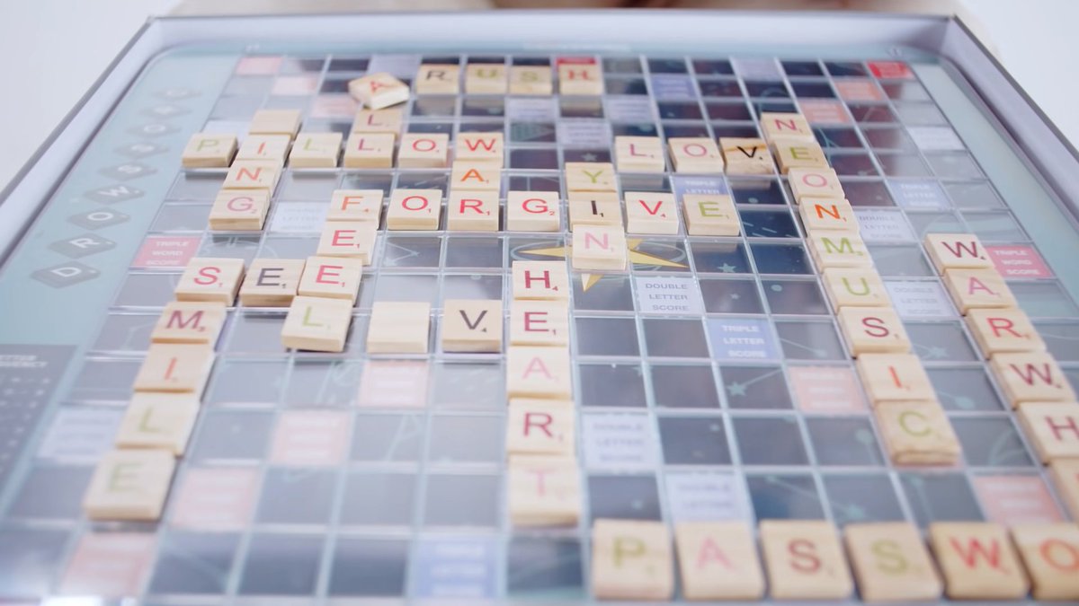 xiaobabiiwawa's tweet photo. 🥺So cute~~~~~~
War, Love, Yin
Obviously the scrabble already spelled Yin's name but the audacity to specify 'girl' in the Eng sub; In fact the lyrics just goes 'I love you but I won't say, that you're the person of my dream but I won't say' *lesigh*
#warwanarat #warwhere https://t.co/t0mb4RsojP