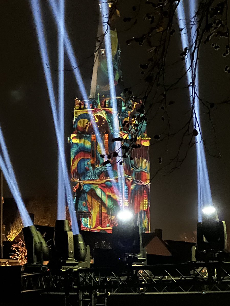 Glow #Best een genot voor het oog. Dank aan iedereen die dit mogelijk heeft gemaakt. Wow!