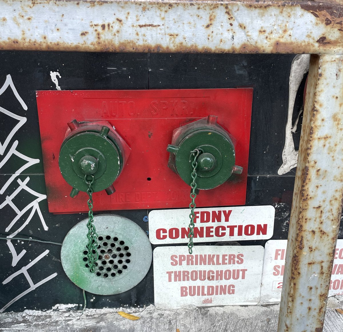 I…..whut? <a href="/HighRiseUnit/">HighRiseFirefighting</a> <a href="/jab_doc/">𝕁𝕆𝕊ℍ𝕌𝔸</a>