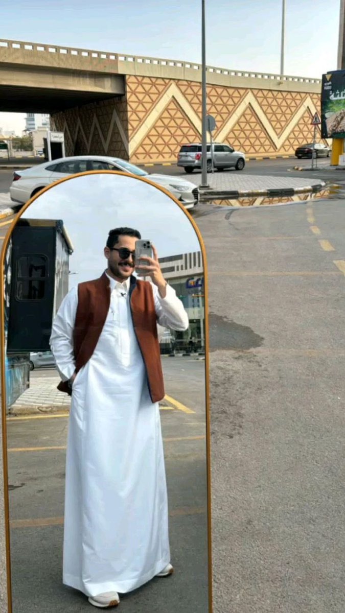 البال مايستعذب إلا طواريه 
والقلب مايستبهج إلا حضوره ..

#مشاري_Rojo_الخرج 
<a href="/Mshari_9977/">مشاري العتيبي</a> 
🎙️🐎✋🏿
#بوح_حر 
#̶N̶o̶r̶h̶a̶n̶
