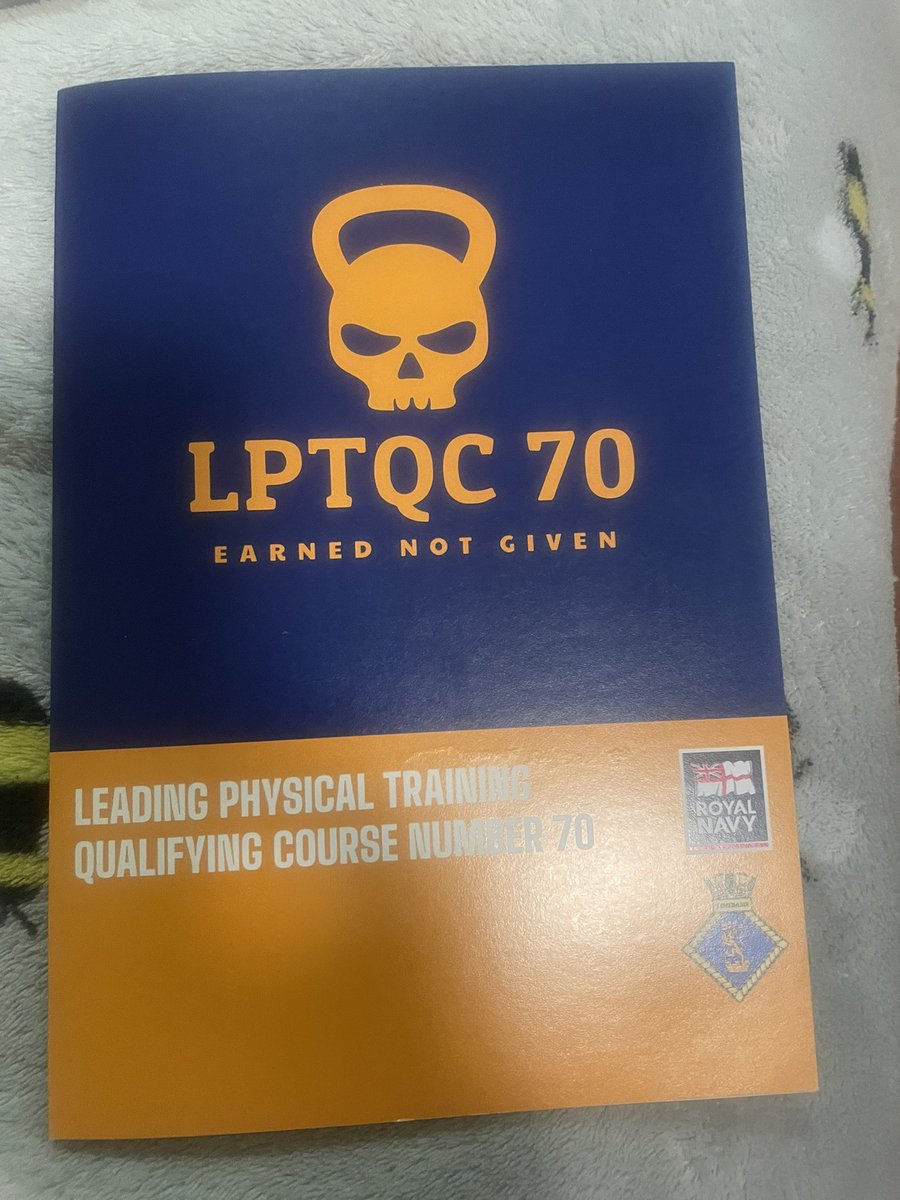 BuglassRobbie's tweet image. On Friday I was honoured to be a guest at the most recent RN PTI passout. Excellent display and proud to share the event with the classes family and friends. Looking forward to them adding value across the fleet. @RAdmJudeTerry