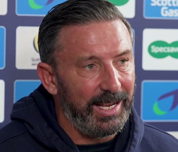 TheShamrock1888's tweet photo. "But it wis OOOOOOR minute's silence!"  

The McInnes mid-life crisis deepens.  🤡 https://t.co/0cO3vilEtX
