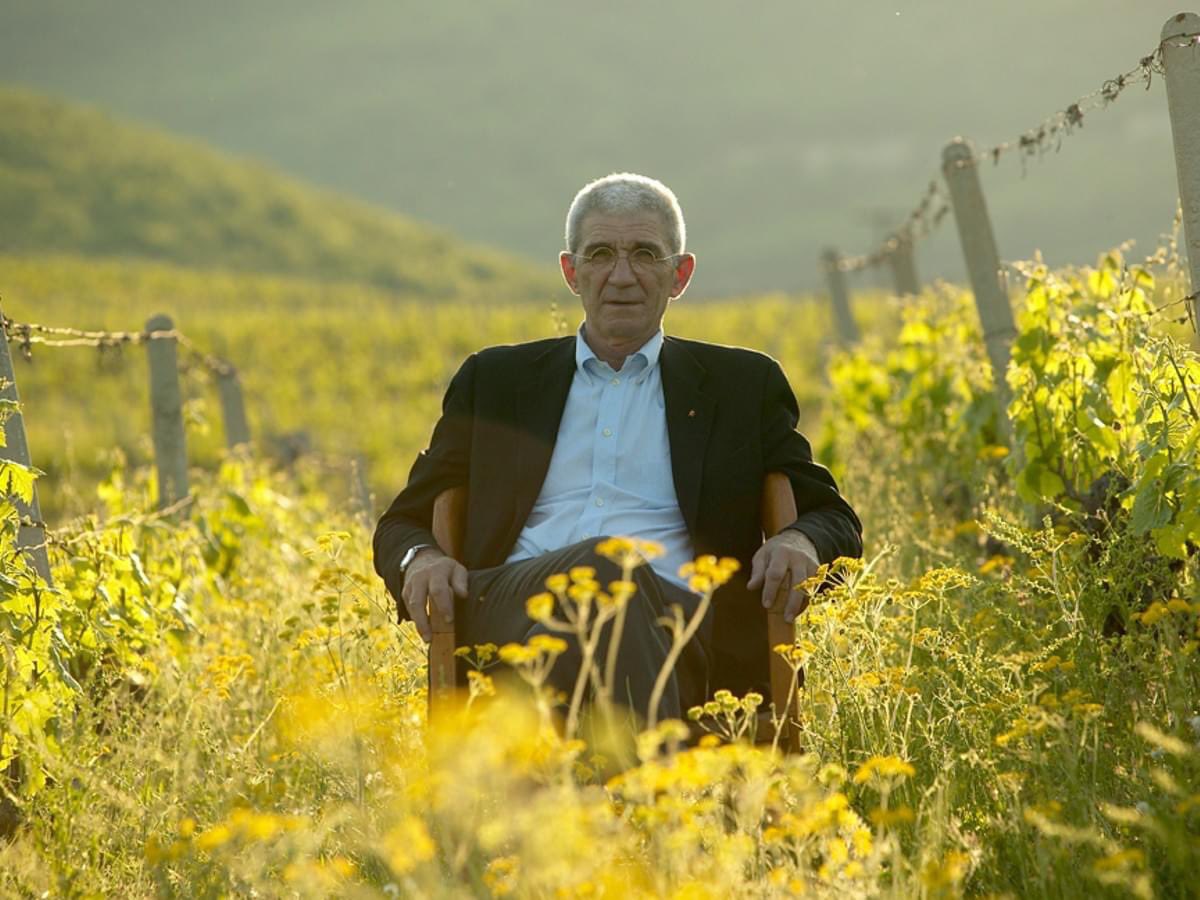 I was very lucky to meet him once in Thessaloniki and also to visit his wine-estate <a href="/kiryianni/">Kir-Yianni Wines</a> in Naoussa and his wild-life <a href="/arcturosngo/">ΑΡΚΤΟΥΡΟΣ - ARCTUROS</a>.
My sincere condolences to his family and friends at Ktima Kir-Yianni.