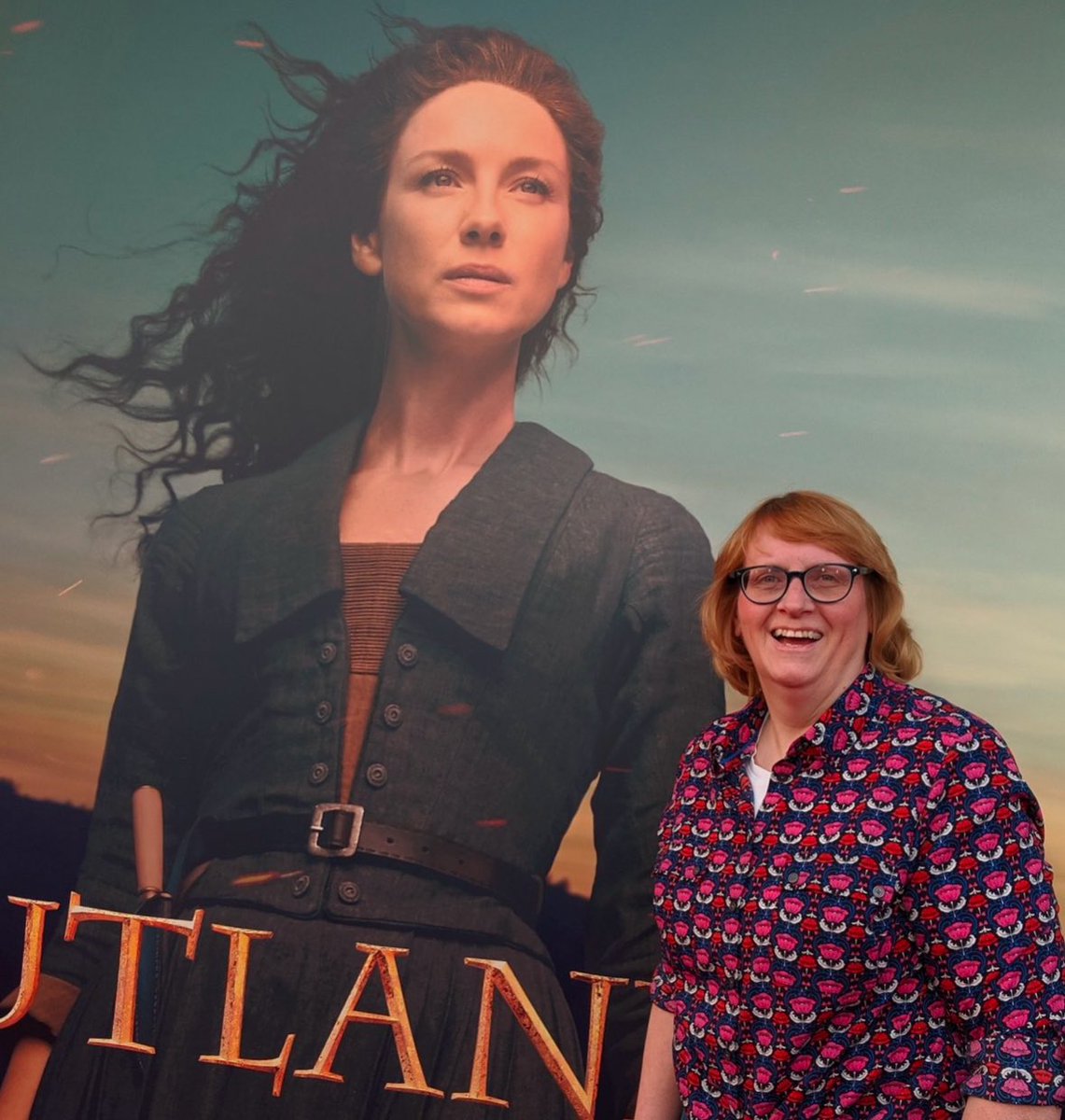 DianeB31's tweet photo. My #OutlanderRewatch has gotten me to 501 The Fiery Cross. I am immediately taken back to this incredible bi-coastal adventure. February 2020. There is nothing better than a premier (or two) with my amazing Outlander friends. ❤️ https://t.co/4nnQMRpy81