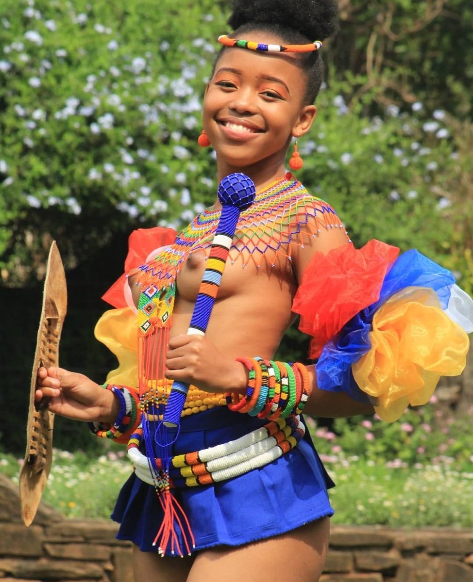 Tambolo141's tweet photo. Love for African culture 😍 ♥ 👑 
@lornner_ @mr_punami @zoomafrika1 @Mzansi__porn @RawnaijaX @mzansixxxxx @naijaleak0 @PleasureTeens @RealAfrican6 @Molatel74069781 @kenyasgossips https://t.co/X2zFrjBDP3