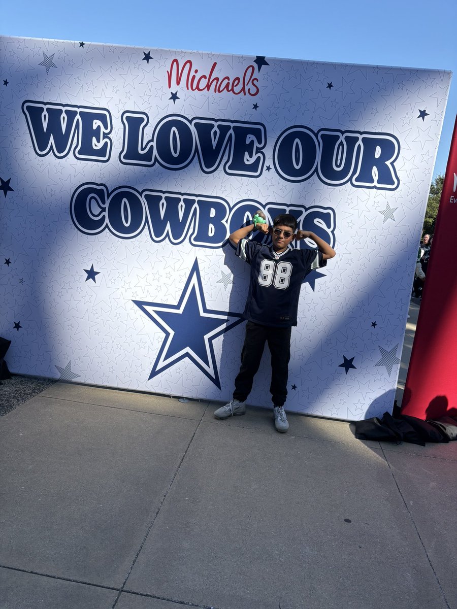 DLRodz's tweet image. #COWBOYSNation 

KitoMan 😍