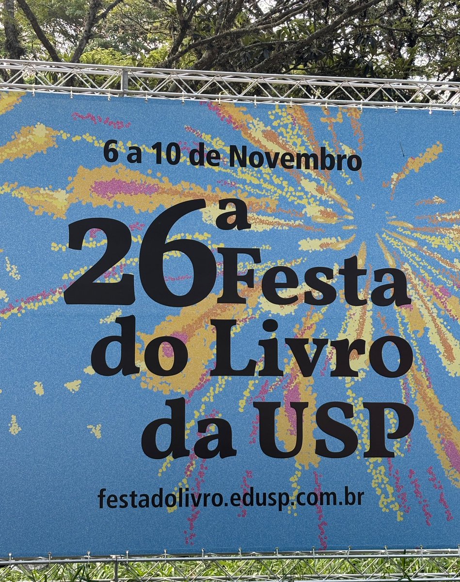 na feira do livro da usp, amo
