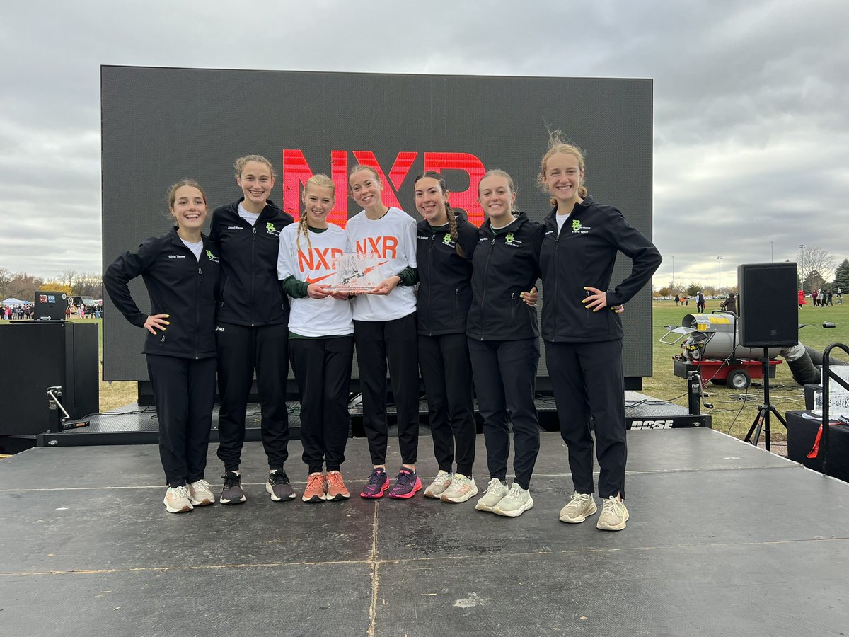 So proud of these girls!!!!  Way to never give up and just keep on chopping wood.  A year ago they suffered the disappointment of not making the State Meet.  Rather than wallowing in that,  they went to work and got better individually and as a group.