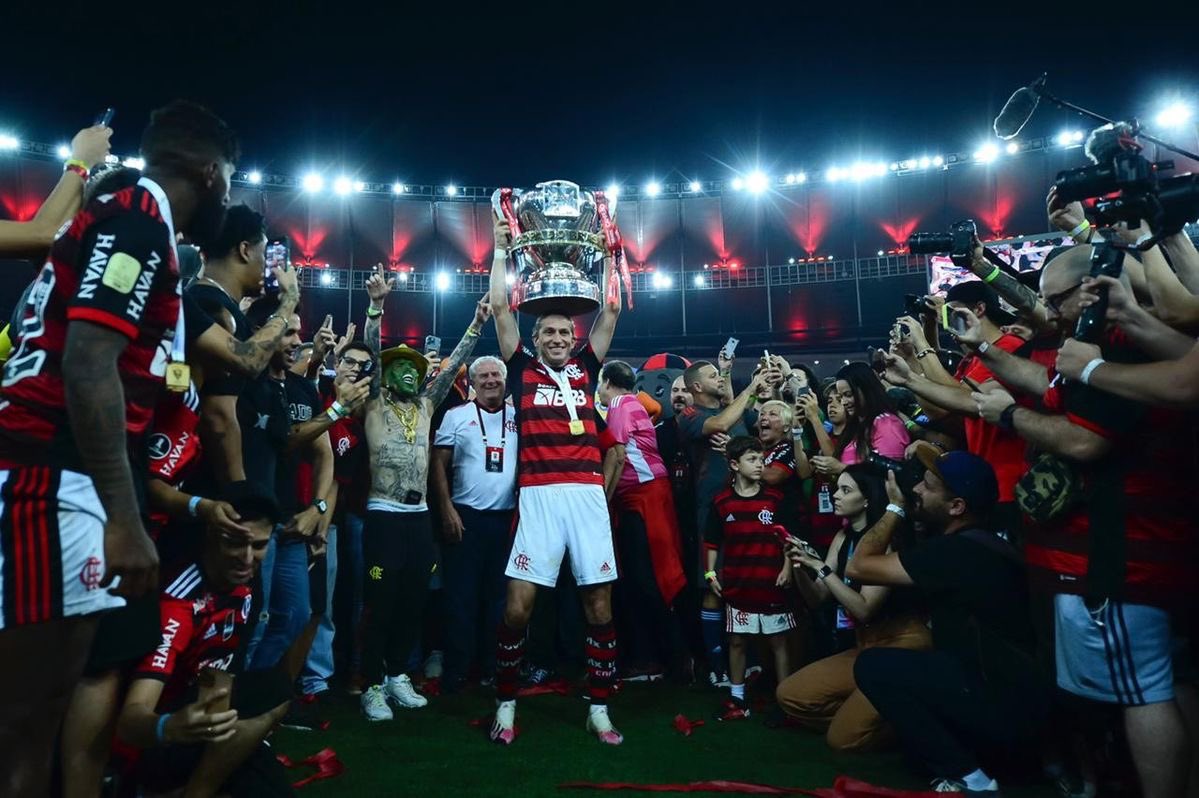crfcurry's tweet image. O FLAMENGO É O GRANDE CAMPEÃO DA COPA DO BRASIL!!