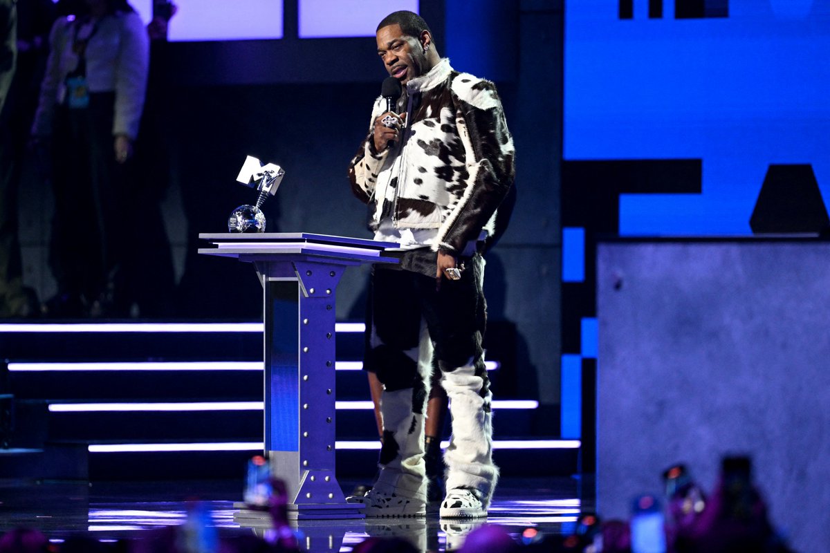 Celebrating OUR #MTVEMAs Global Icon, <a href="/BustaRhymes/">Busta Rhymes</a>!!