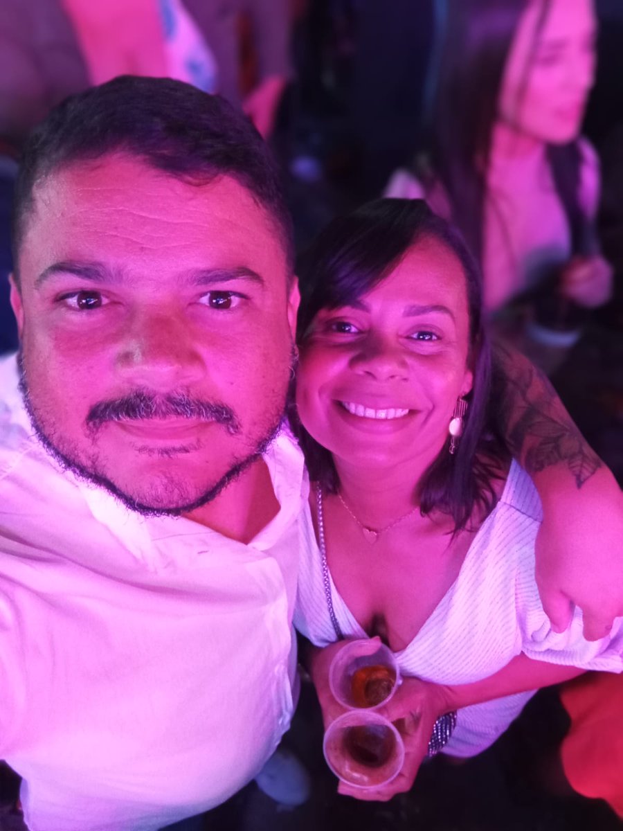 #domingodeshortinho #Domingo #DomingoDeReflexiones #DomingoFamiliar #DomingoDeamor 
Serei sua rocha, serei sua luz, serei sua esperança,serei sua luta ". <a href="/BerguinhoF/">Berguinho Freitas</a> meu amor ❤️