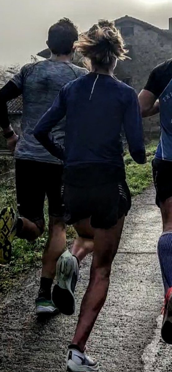 Uno de esos dias en los que te acuestas satisfecho y contento porque cobra algo de sentido el esfuerzo y sacrificio de aquell@s q confían en ti para que les guies en ese camino. Zorionak Maite, goazen aurrera!