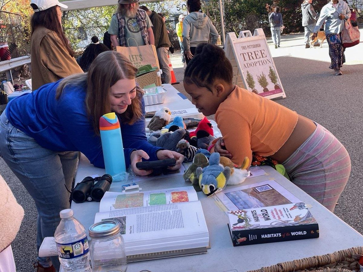 Kitzes Lab at University of Pittsburgh (@kitzeslab) on Twitter photo Come for the stuffed animals, stay for the <a href="/MerlinBirdID/">Merlin Bird ID</a> demonstration.
We had a great time sharing our research at the <a href="/TreePgh/">Tree Pittsburgh</a> Tree Adoption Event in Hazelwood yesterday! Come for the stuffed animals, stay for the <a href="/MerlinBirdID/">Merlin Bird ID</a> demonstration.
We had a great time sharing our research at the <a href="/TreePgh/">Tree Pittsburgh</a> Tree Adoption Event in Hazelwood yesterday!