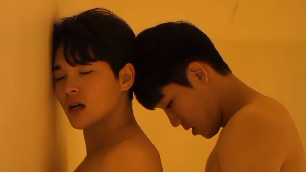 eles estavam agonizando de tesão aqui