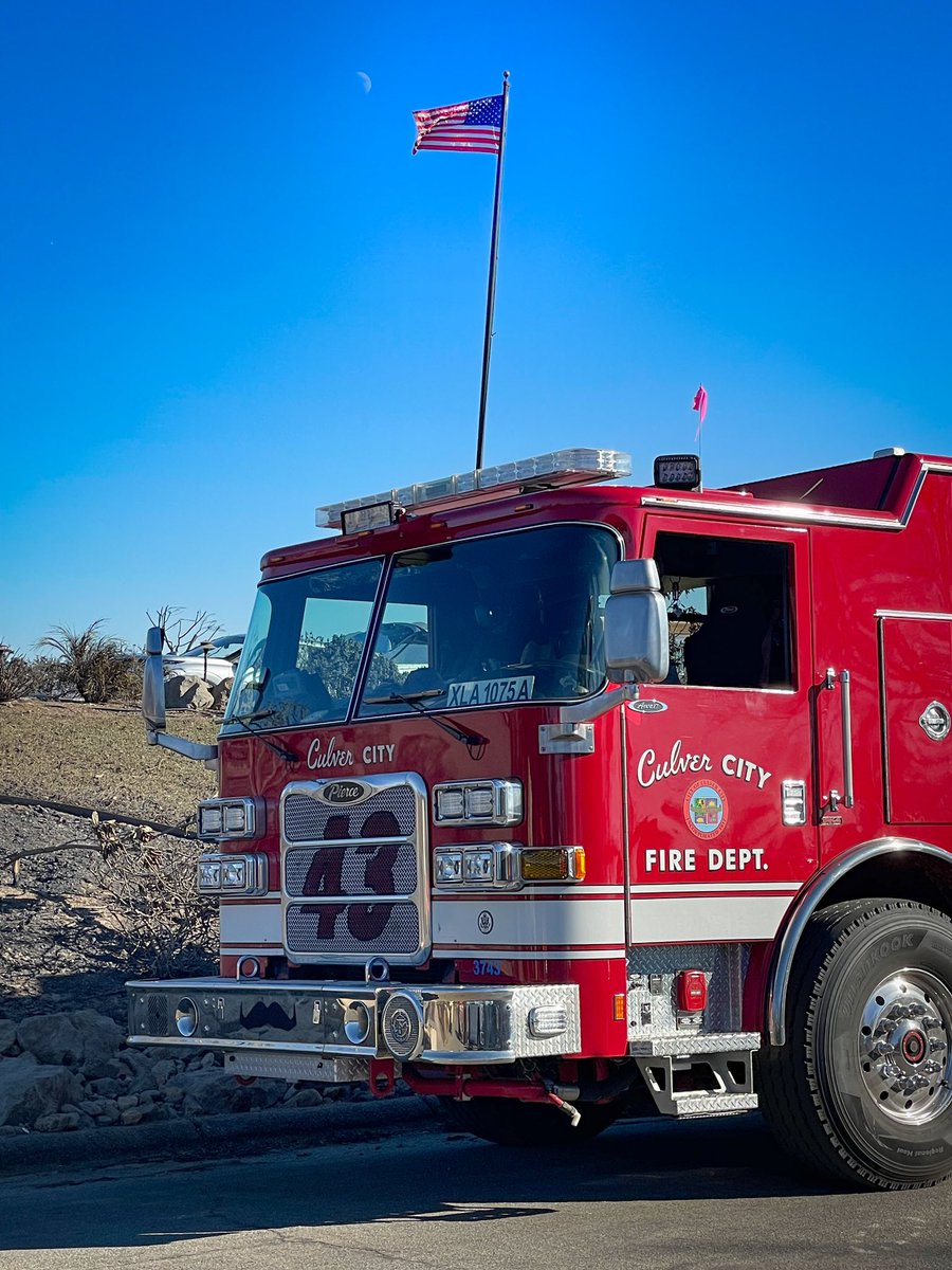 CC_Firefighters's tweet photo. Strike Team XLA-1075A released from the #MountainFire this morning.  It was a challenging few days for our firefighters battling this wind driven fire and seeing the devastation it caused to the Camarillo community. https://t.co/0Cl6EdcFlo