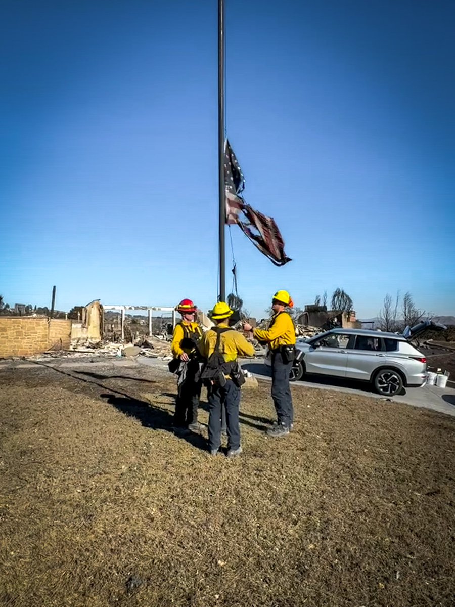 CC_Firefighters's tweet photo. Strike Team XLA-1075A released from the #MountainFire this morning.  It was a challenging few days for our firefighters battling this wind driven fire and seeing the devastation it caused to the Camarillo community. https://t.co/0Cl6EdcFlo