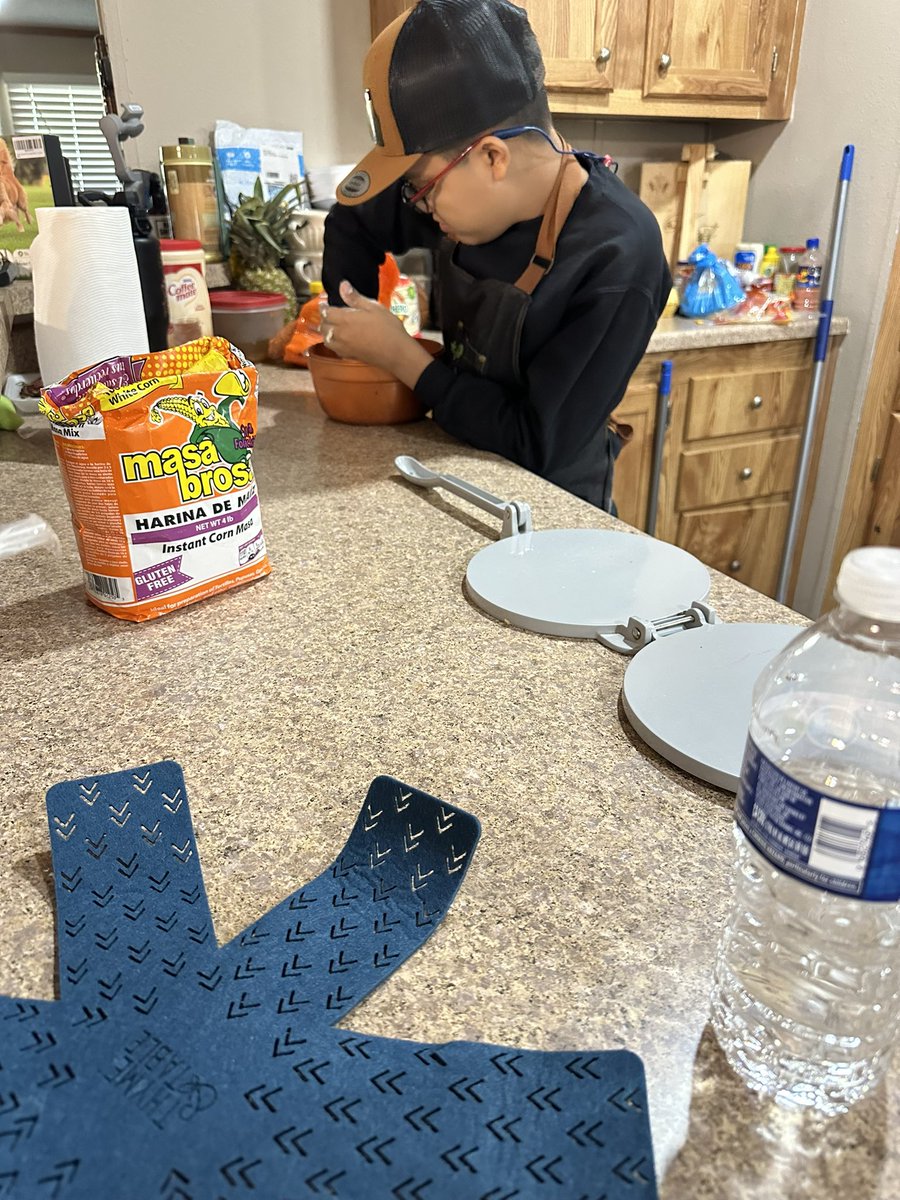 AutismNotEvery1's tweet photo. What is he up to? #learnwithlittled #sauceit4autism #smilewithlittled #cookingwithlittled https://t.co/Pyfb1VvgBi