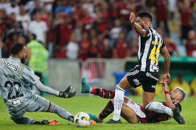 rafaoliveiracrf's tweet photo. É uma honra ser o vilão da sua história, @Atletico 

Eu volto sempre 😘 https://t.co/5shlojTHrB