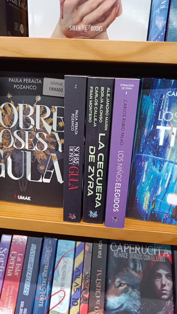 Este finde pude pasarme por Gigamesh y vi allí a nuestro pequeño bebé! Logro vital desbloqueado! #LaCegueraDeZyra

<a href="/NumakEdiciones/">Numak Ediciones</a> <a href="/borradorcrisis/">Borja Alonso, LordChorrofantasía #Malasangre</a> <a href="/callejaescritor/">Carlos Calleja</a> <a href="/frandalfelverde/">Frandalf ᚠ</a>