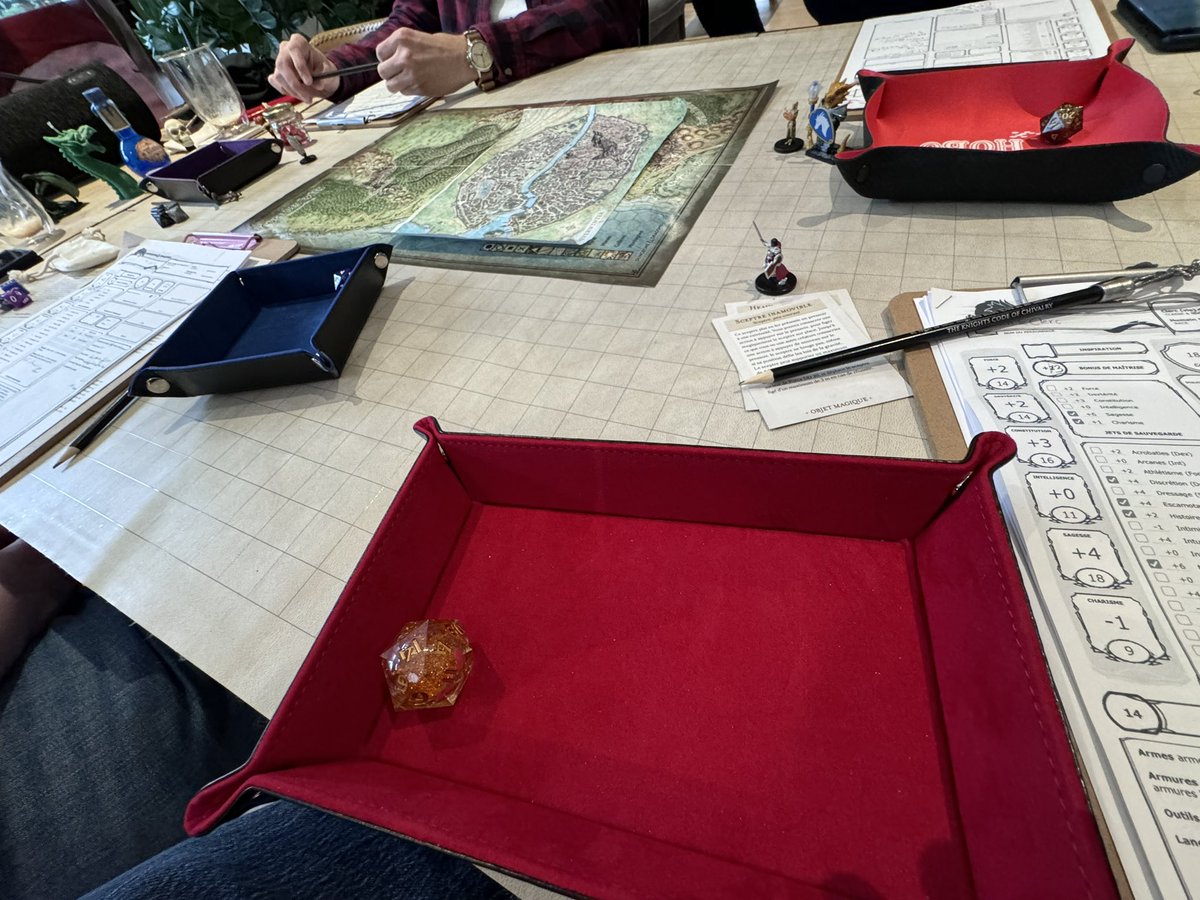 Raskolnikov tweet media