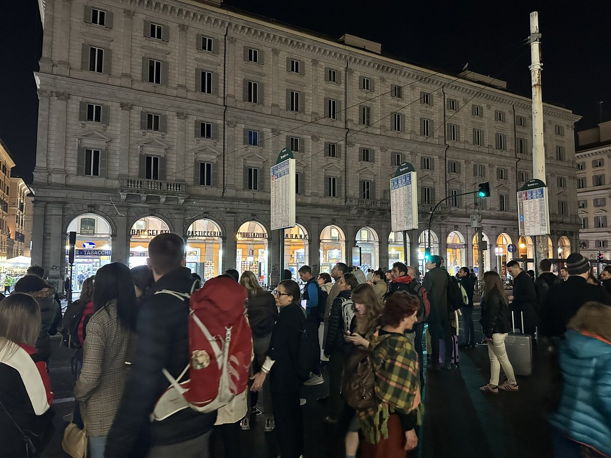 Emanuele Cigliuti (@cigliuti) on Twitter photo C’è di nuovo #sciopero dei trasporti urbani? È da 20 minuti che a #Termini non passa un bus?🤦🏻♂️🤦🏻♂️🤦🏻♂️dovremmo fare sciopero noi utenti!
<a href="/infoAtac/">infoatac</a> <a href="/MercurioPsi/">Mercurio Viaggiatore</a> <a href="/eugenio_patane/">Eugenio Patanè</a> <a href="/diarioromano/">diarioromano</a> <a href="/antincivili/">Segnalatore Seriale</a> <a href="/battaglia_persa/">Battaglia persa</a> <a href="/RiprendRoma/">Riprendiamoci Roma</a> <a href="/romafaschifo/">Roma fa schifo</a> <a href="/corriereroma/">Corriere Roma</a> <a href="/romatoday/">Roma Today</a> <a href="/rep_roma/">Repubblica Roma</a> C’è di nuovo #sciopero dei trasporti urbani? È da 20 minuti che a #Termini non passa un bus?🤦🏻♂️🤦🏻♂️🤦🏻♂️dovremmo fare sciopero noi utenti!
<a href="/infoAtac/">infoatac</a> <a href="/MercurioPsi/">Mercurio Viaggiatore</a> <a href="/eugenio_patane/">Eugenio Patanè</a> <a href="/diarioromano/">diarioromano</a> <a href="/antincivili/">Segnalatore Seriale</a> <a href="/battaglia_persa/">Battaglia persa</a> <a href="/RiprendRoma/">Riprendiamoci Roma</a> <a href="/romafaschifo/">Roma fa schifo</a> <a href="/corriereroma/">Corriere Roma</a> <a href="/romatoday/">Roma Today</a> <a href="/rep_roma/">Repubblica Roma</a>