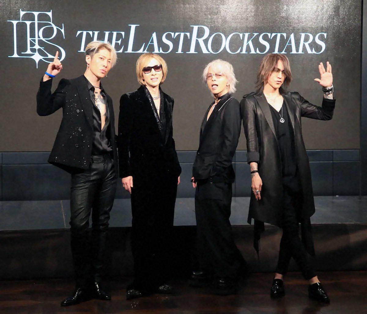 staybeautiful66's tweet photo. #throwbacktoday 11/11/2022 #TLRS #TheLastRockStars debut #YOSHIKI #HYDE #SUGIZO #MIYAVI https://t.co/V2mjREp8n2